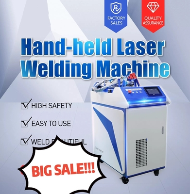 Argon Arc 3000W CW ماكينة لحام بالليزر 120 مم / ثانية مع مغذي سلك أوتوماتيكي