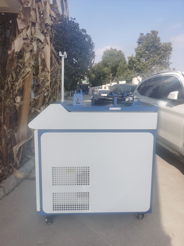 CE 1000W 1080nm الفولاذ المقاوم للصدأ بقعة آلة لحام بالليزر