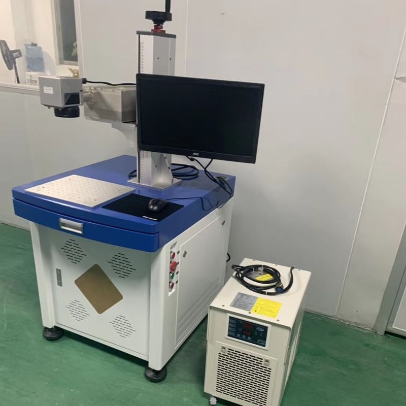 EZCAD Control 3W 5W RFH UV Laser Engraver 355nm لأختام الأمن البلاستيكية